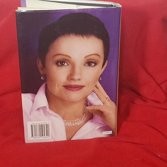 Ya-Ya's In Bloom by New York Times Best Selling Author Rebecca Wells Hardback - Picture 4 of 16